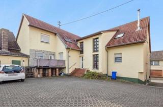 Mehrfamilienhaus kaufen in 66484 Battweiler, Attraktives Mehrfamilienhaus mit 6 Einheiten, PV-Anlage & großem Entwicklungspotenzial