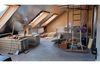 Wohnung kaufen in Herbert-Hoover-Str. 17, 74074 Heilbronn, renov.bedürft. 3,5-Zi-Whg mit Balkon und EBK samt sep. DG-Whg. im Rohbau, in freundl. MFH in HN