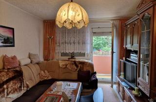 Wohnung kaufen in 08541 Neuensalz, 3-Raum-Wohnung mit Balkon und Garage – 62 m² mit Potenzial in gepflegter Wohnanlage