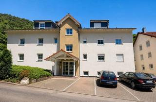 Wohnung kaufen in Wallenbachstraße 26, 54293 Ehrang, Helle 3-Zimmer mit Loggia auf 80 qm in charmantem Dachgeschoss in Trier-Ehrang sofort zu beziehen