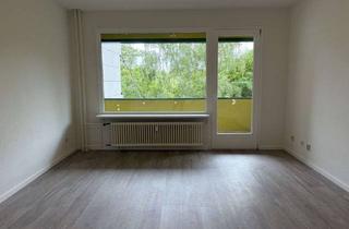 Wohnung mieten in Am Forstacker 31, 13587 Spandau, Flottes Apartment für max. 2 Personen - mit Balkon, Wannenbad und Aufzug!