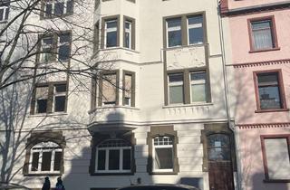 Wohnung mieten in Königsteiner Straße 56bb, 65929 Höchst, Großzügig geschnittene 5 Zi. Altbauwohnung mit Einbauküche !