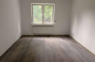 Wohnung mieten in Grafschaftstraße 10, 40822 Mettmann, Mettmann: Geräumige 3.5 Zimmer Wohnung ab sofort zu vermieten, kernsaniert!