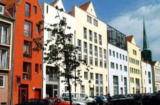Wohnung mieten in Fischergrube 58, 23552 Innenstadt, Stop! Interessante, renovierte 2-Zimmer-Wohnung mit Aufzug, sofort anmietbar!