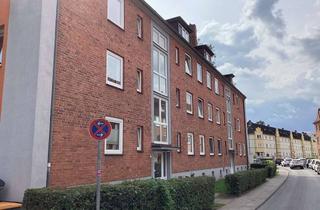 Wohnung mieten in Röntgenstr., 23562 St. Jürgen, Hier fühlt man sich wohl: sanierte 2,5 Zimmer Wohnung mit Balkon, sofort anmietbar!