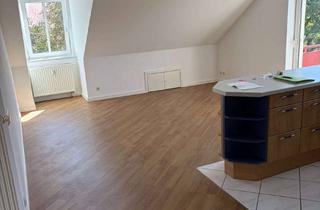 Wohnung mieten in Weidenweg, 85464 Finsing, Ruhige 2-Zimmer-Dachgeschosswohnung mit Balkon & Stellplatz in Neufinsing