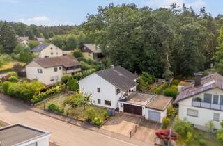 Einfamilienhaus kaufen in Zur Alten Burg, 91085 Weisendorf, Großzügig wohnen, naturnah leben – Einfamilienhaus mit Sauna und Doppelgarage