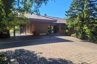 Villa kaufen in 72805 Lichtenstein, Exklusive Landhaus-Villa in prominenter Wohnlage!