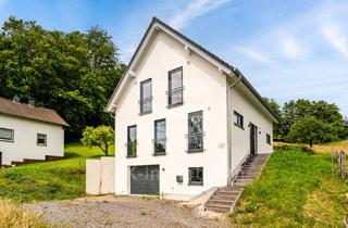 Einfamilienhaus kaufen in 53797 Lohmar, Exklusives Einfamilienhaus Stilvolle Architektur, moderne Ausstattung & luxuriöser Wohnkomfort!