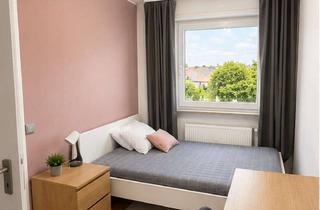 Immobilie mieten in Ostring 84, 65824 Schwalbach, Teilmöblierte Wohnung mit Balkon