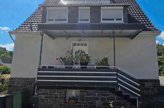 Haus kaufen in 51674 Wiehl, Wiehl - Zweifamilienhaus in Wiehl