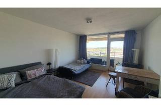 Wohnung kaufen in 80804 München, München - WohnungApartment 80804 München 32qm 11. Stock Top Aussicht FREI