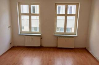 Wohnung mieten in 19370 Parchim, Gemütliche und helle 2,5-Zimmer Wohnung (1.OG) zentral in Parchim
