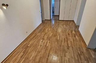 Wohnung mieten in Oststraße, 40724 Hilden, Großzügige ca. 100 m² Wohnung mit Parkett, Tageslichtbad und hellen Räumen