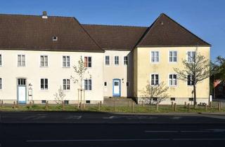 Wohnung mieten in Lessingstr. 44, 38440 Wolfsburg, Einziehen und wohlfühlen // EG links