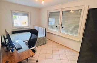 Wohnung mieten in 63517 Rodenbach, Separates, teilmöbliertes Zimmer mit eigenem Bad und Stellplatz in Rodenbach