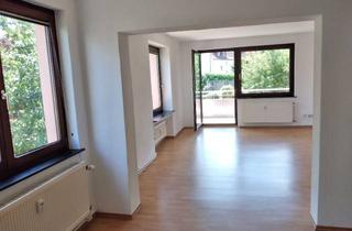 Wohnung mieten in Obertor 6b, 36199 Rotenburg, Schöne neu renovierte 4-Zimmer-Wohnung mit Balkon in Rotenburg an der Fulda
