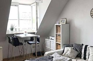 Wohnung mieten in Robert-Koch-Straße 14, 79106 Stühlinger, Exklusive, gepflegte 1-Zimmer-Dachgeschosswohnung mit EBK in Freiburg im Breisgau