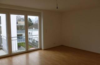 Wohnung mieten in 78224 Singen, Gepflegte 3-Zimmer-Wohnung mit Balkon und EBK in Singen Nord