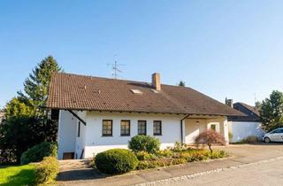 Villa kaufen in 79312 Emmendingen, Wohnen in Bestlage: Großzügige Villa mit Potential und Traumblick in Emmendingen!