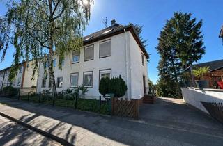 Anlageobjekt in Zeilsheimer Str. 26, 65719 Hofheim am Taunus, Doppelhaushälfte mit MFH Potenzial | Leerstand | großes Grundstück | Bieterverfahren