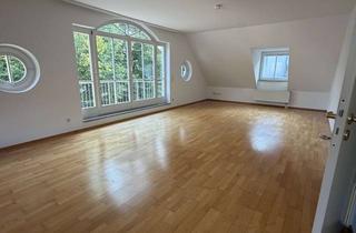 Immobilie mieten in Walhallastraße 22, 80639 München, Helle 4-Zimmerwohnung mit Süd-Balkon in München-Nymphenbur