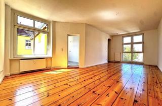 Wohnung kaufen in 10243 Friedrichshain, WEITBLICK FERNSEHTURM | HELLES & FREIES Apartment in TOLLER LAGE | franz. Balkon | modernes Bad