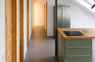 Wohnung mieten in Pastor-Niemöller-Platz, 13156 Niederschönhausen, Dachgalerie mit Einbauküche ab sofort und unbefristet