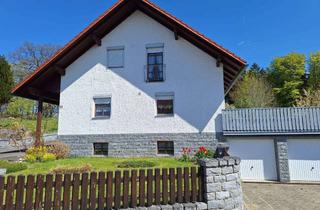 Haus kaufen in Vorstatt 11, 94568 Sankt Oswald, Zweifamilienhaus mit großem Grundstück in ruhiger Lage