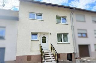 Haus kaufen in 66265 Heusweiler, Gepflegtes Reihenmittelhaus mit Garten, Terrasse und Balkon in Heusweiler zu verkaufen