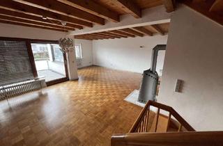 Reihenhaus kaufen in 78166 Donaueschingen, Großzügiges Reihenhaus mit Galerie, Kamin, Solaranlage und Einliegerwohnung