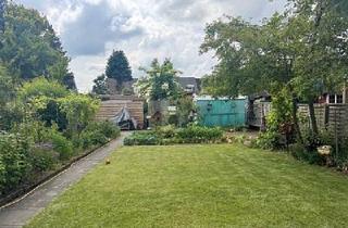 Doppelhaushälfte kaufen in 23569 Lübeck, Lübeck - SANIERT, RUHIG & MIT IDYLLISCHEM GARTEN