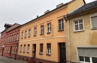 Mehrfamilienhaus kaufen in 16259 Bad Freienwalde, Bad Freienwalde - INNENSTADTLAGE MIT 6 EINHEITEN & GARTEN