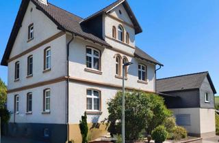 Villa kaufen in 57392 Schmallenberg, Gepflegte Gründerzeitvilla mit Charme und Mietpotenzial