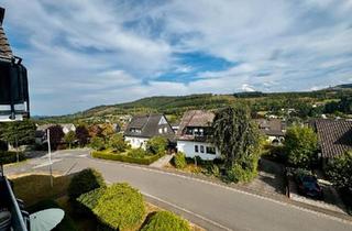 Wohnung kaufen in 57399 Kirchhundem, Kirchhundem - 3-Zimmer-Eigentumswohnung mit Balkon & Stellplatz