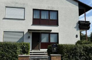 Haus kaufen in 68649 Groß-Rohrheim, Groß-Rohrheim - Charmantes Zweifamilienhaus mit schönem Garten und Garagen