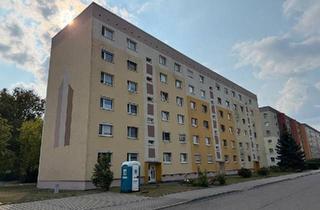 Wohnung kaufen in 01612 Nünchritz, Nünchritz - 4-Zimmer-Eigentumswohnung mit Balkon in Nünchritz