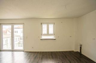 Wohnung kaufen in 63071 Offenbach, Großzügige 3-Zimmer-Erdgeschosswohnung mit Balkon und Gartennutzung im KfW-70-Haus