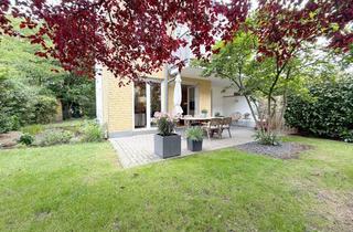 Wohnung kaufen in 41564 Kaarst, ++ 4 ZIMMER & EIN ROMANTISCHER GARTEN ++ KAARST ZENTRUM … ETW im Maisonette-Stil mit gut 119m²