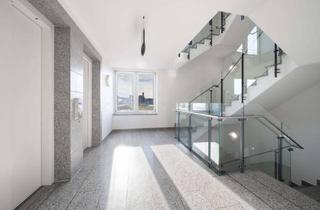 Wohnung kaufen in 80636 Neuhausen-Nymphenburg, MÜNCHNER IG: Bis 35.000 € Sollmiete p.a. – 2-Zimmer-WG-Potenzial in Neuhausen, U-Bahn 2 Min.