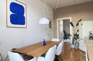 Wohnung mieten in 40233 Flingern Süd, Nähe Hauptbahnhof: Gepflegte 2 ZiKDB Holzdielen-Wohnung / Balkon für 1 oder 2 seriöse ruhige Mieter
