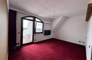 Wohnung mieten in Häuschensweg 23, 50827 Bickendorf, Privates WG-Zimmer für Pärchen, 25qm, in riesiger Maisonette | Bickendorf, Ehrenfeld | ab 01.10.