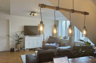 Wohnung mieten in 21073 Harburg, Sonnige, helle, lichtdurchflutete gut isolierte DG-Wohnung über den Dächern Harburgs ab 01.10