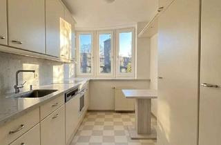 Wohnung mieten in 42287 Barmen, Traumhaftes Wohnen auf Lichtscheid: Lichtdurchflutete Etagenwohnung mit Balkon & EBK