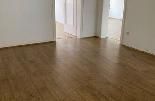 Wohnung mieten in Schillerstraße 67, 40237 Düsseltal, Freundliche 4-Zimmer-Wohnung mit langem Balkon in Düsseldorf- Zoo