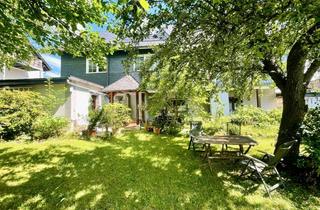 Haus kaufen in Auf Gohl, 56379 Singhofen, Attraktives Zweifamilienhaus, mit Einliegerwohnung, sehr hübschem Garten und Garage in Singhofen