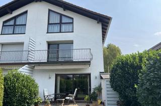 Haus kaufen in 64546 Mörfelden-Walldorf, Großzügiges Familienhaus in ruhiger Spielstraße mit Südwestgarten, Garage & 4 Stellplätzen