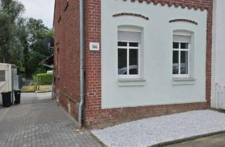 Reihenhaus kaufen in Frohnhauser Weg 258a, 45472 Heißen, Charmantes Reihenhaus mit 3 Zimmern in Mülheim an der Ruhr - Heißen