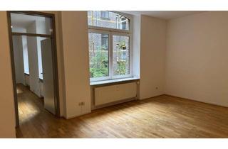 Wohnung kaufen in Metzer Straße 30, 50677 Altstadt-Süd, Bezugsfreie, ruhige und zentrale 2-Zimmer Wohnung am Volksgarten