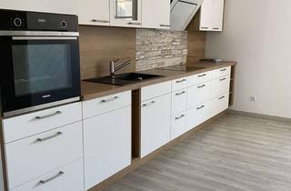 Wohnung mieten in Kirchgasse 16, 98527 Suhl, Großzügige 3-Zimmer-Wohnung mit hochwertiger Einbauküche in repräsentativem Altbau